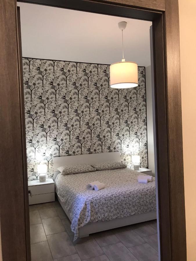 Il Fortino Apartment คาตาเนีย ภายนอก รูปภาพ