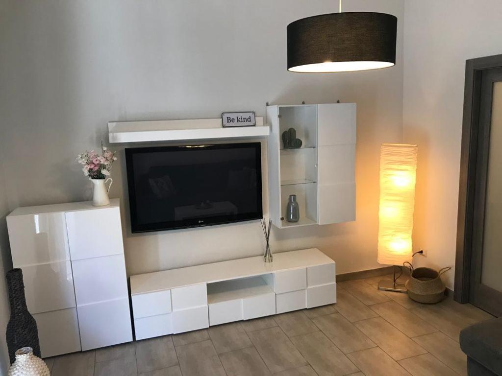 Il Fortino Apartment คาตาเนีย ภายนอก รูปภาพ